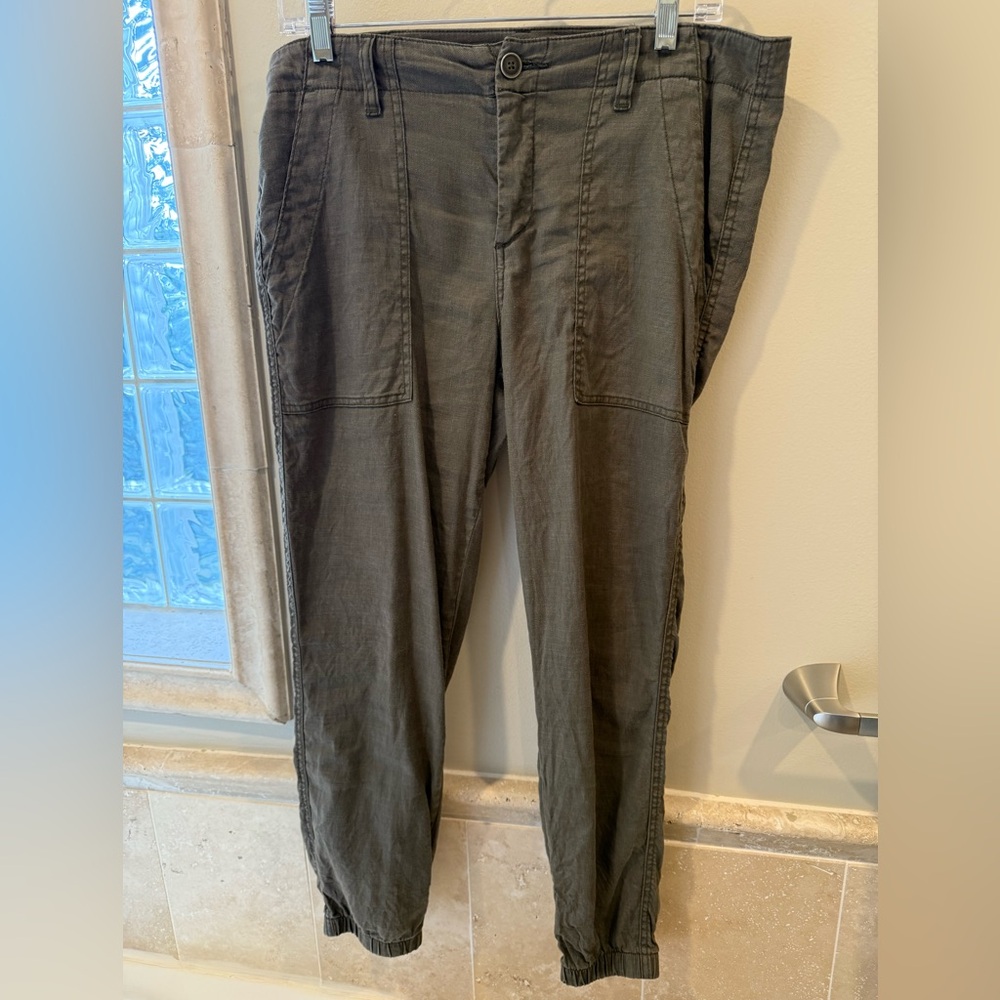 Level 99 Women's Ankle Pants in Dark Green Khaki